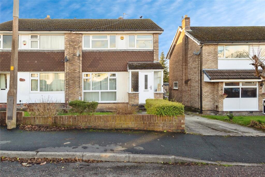 Main image of property: Alderley Drive, Bredbury, Stockport, Greater Manchester, SK6
