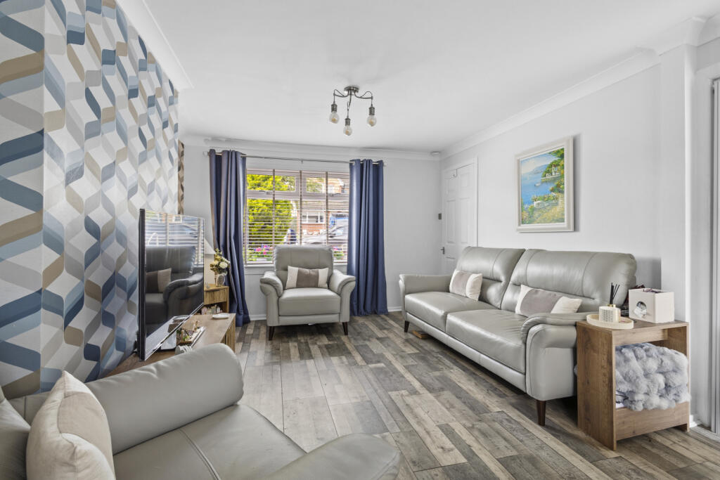 House in Kilmarnock, South Ayrshire - More