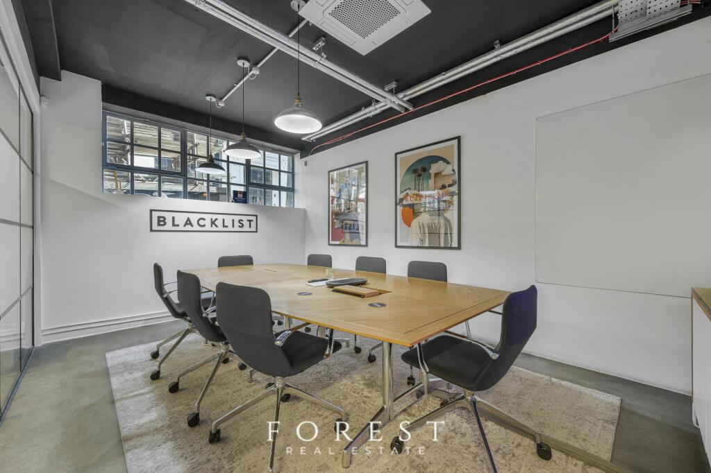 office 10.jpg