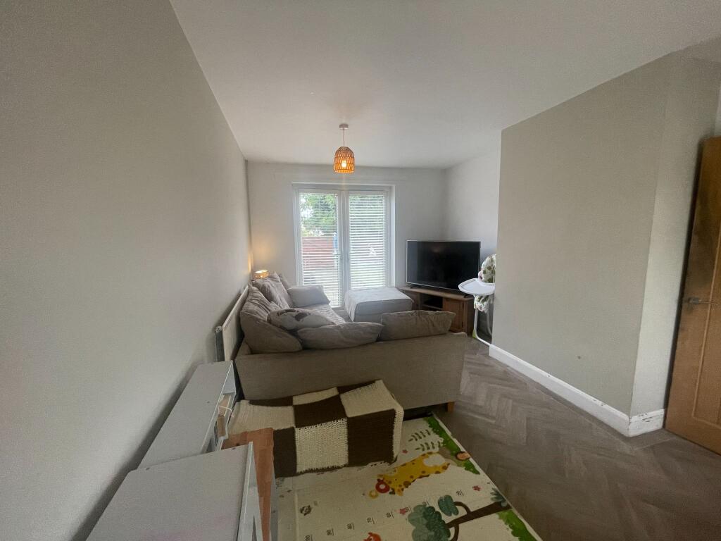 Wastdale Road, Manchester, M23 photo 4