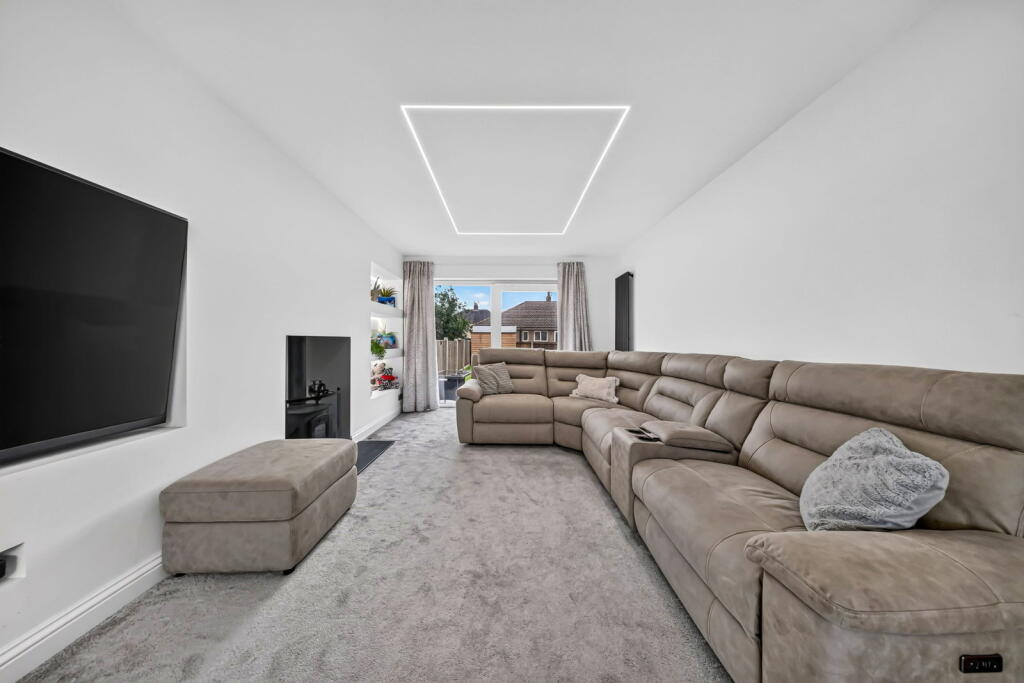 House in Hyndburn, Lancashire - View 4