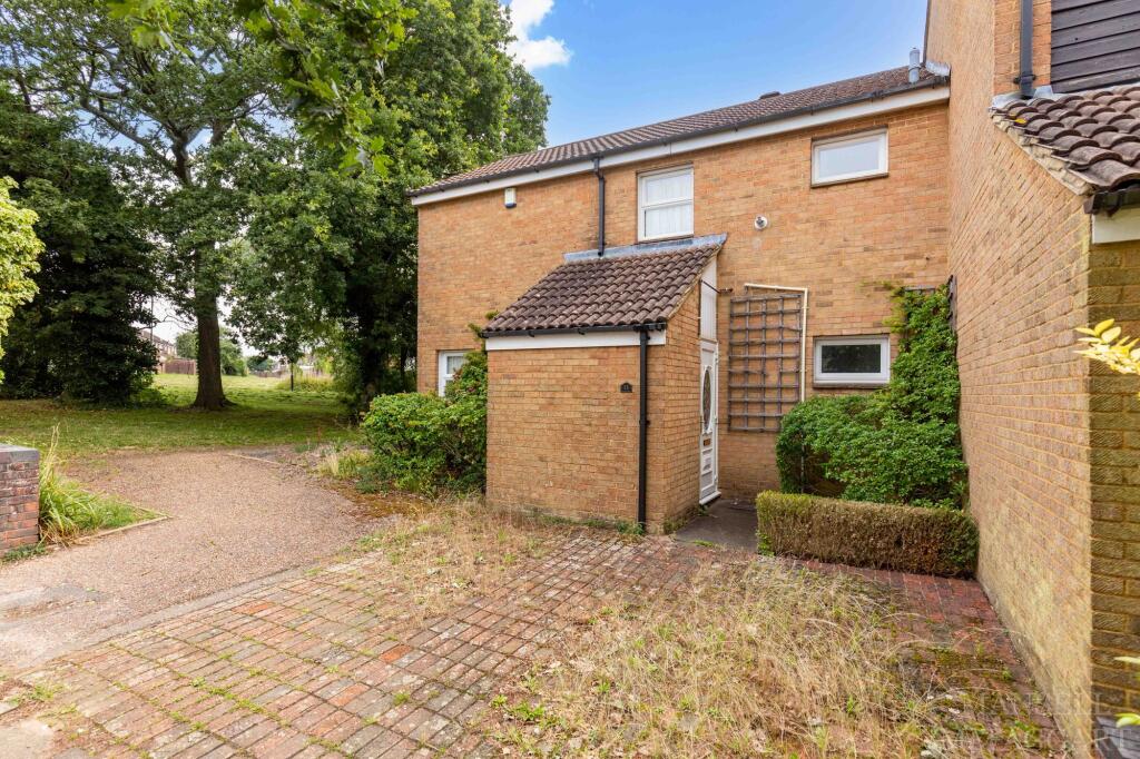 Main image of property: Reedings, Ifield, RH11