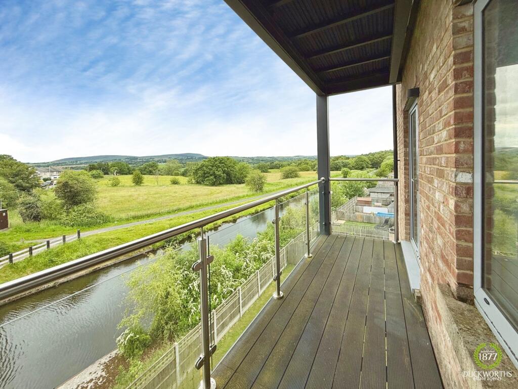 Apartment in Burnley, Lancashire - More