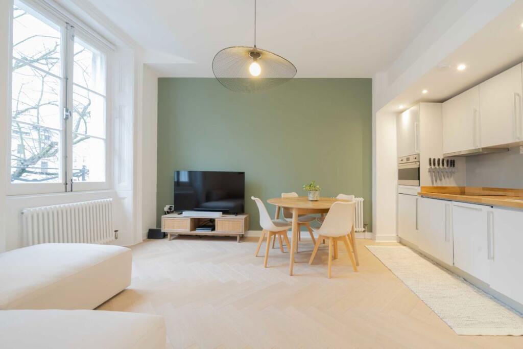 Main image of property: Westbourne Terrace, Hyde Park