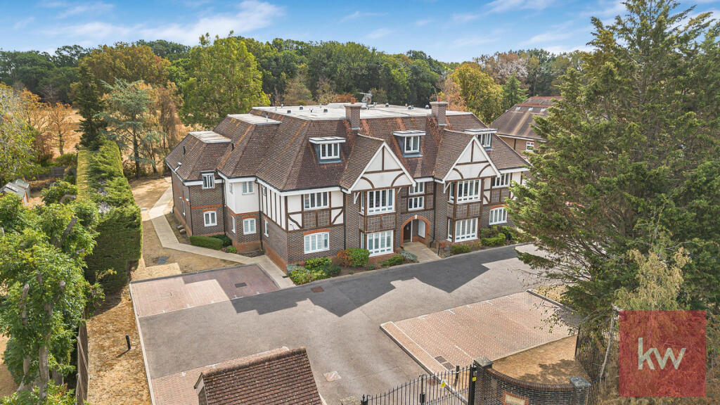 Apartment in Maidenhead, Bray Wick - View 3