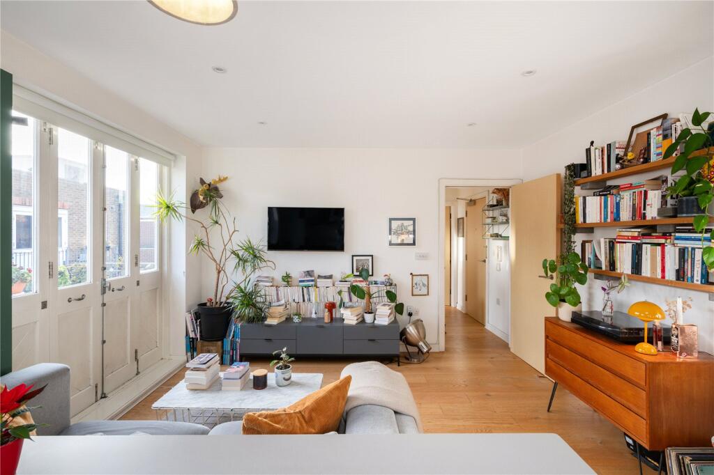 Main image of property: Hilldreth Street Mews, Balham, SW12