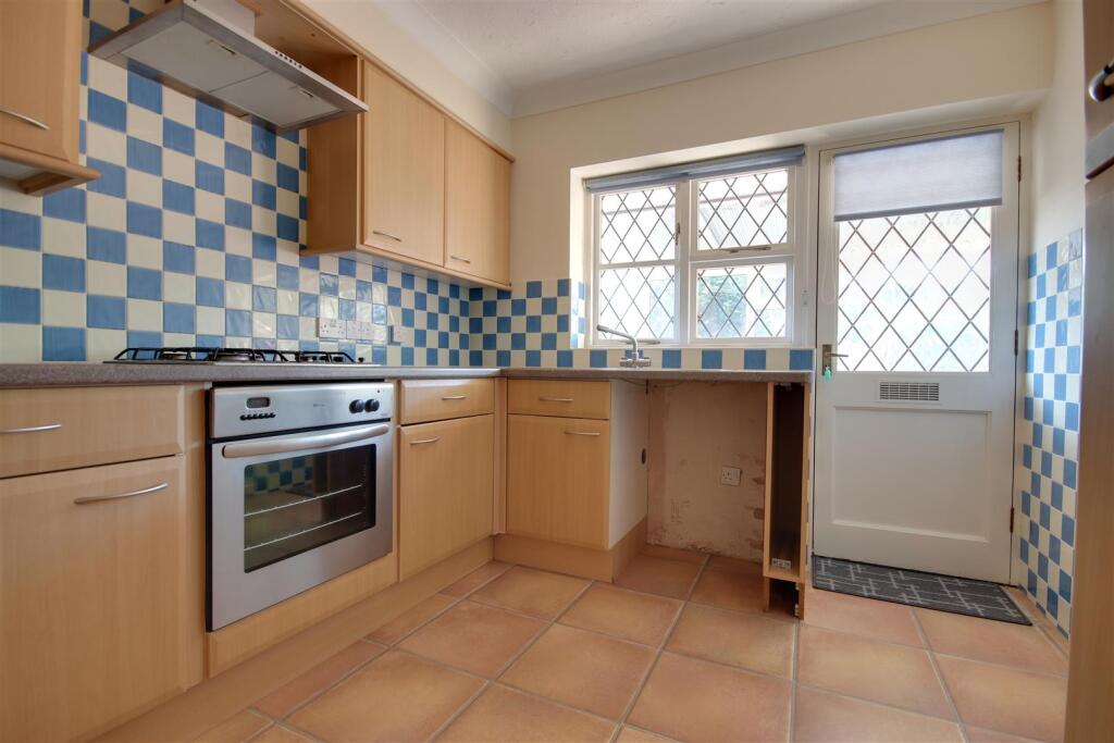 House in Southampton - View 4