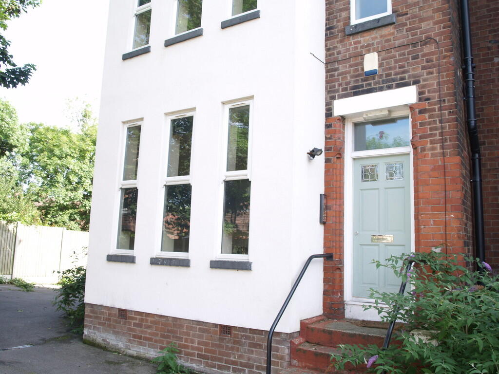 1 bedroom house share for rent