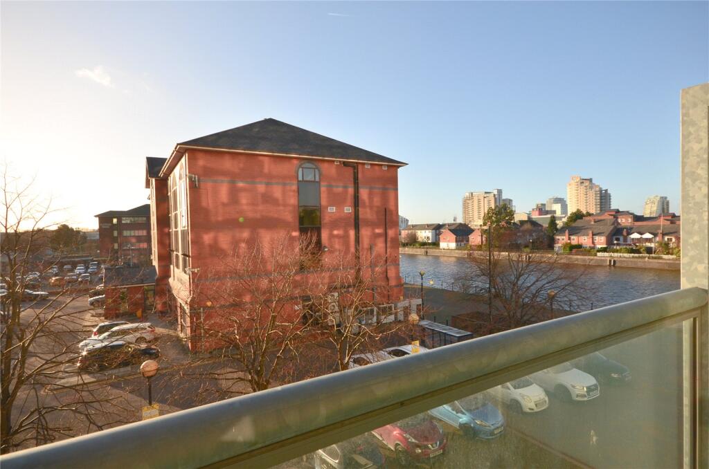Clippers Quay, Salford Quays, Greater Manchester, M50 photo 5