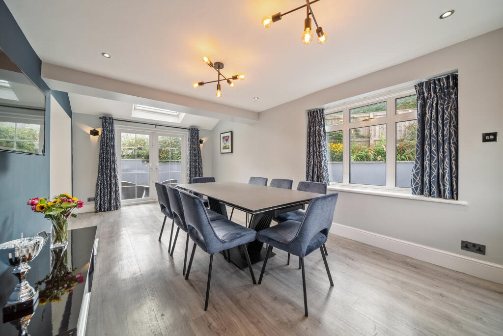 Ludolf Drive, Leeds, LS17 photo 4