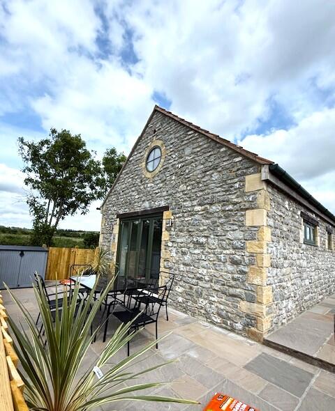 Additional image 2 of ***3 Bedroom Fully Furnished Detached Barn Conversion To Let***