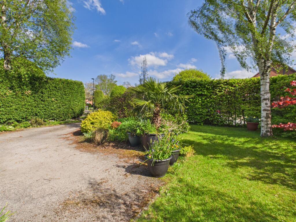 Additional image 26 of Hidcote Avenue, Walmley, Sutton Coldfield, B76