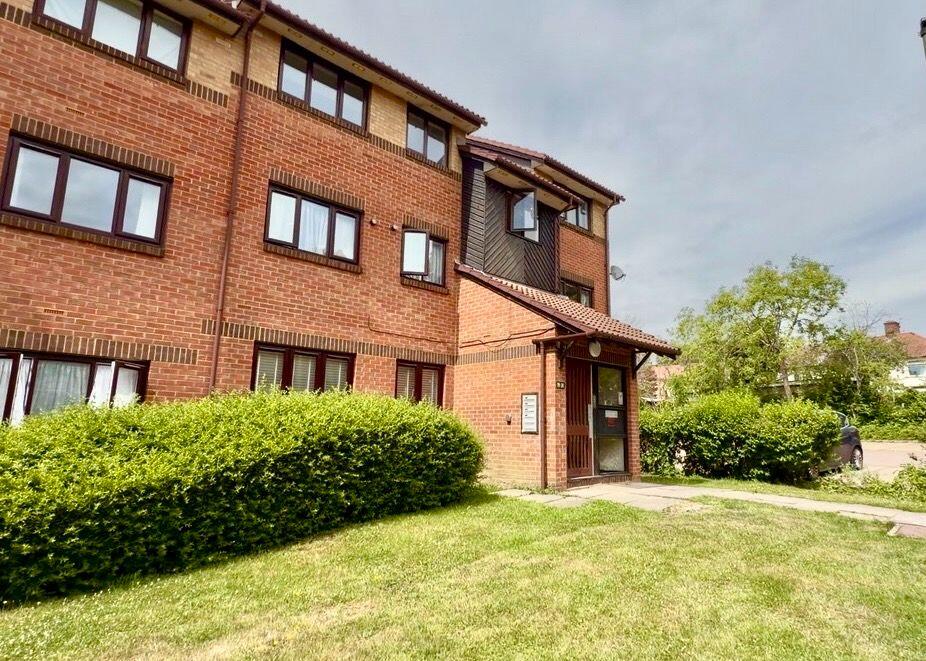 Main image of property: Pavilion Way, Edgware, Middlesex, HA8 9YU