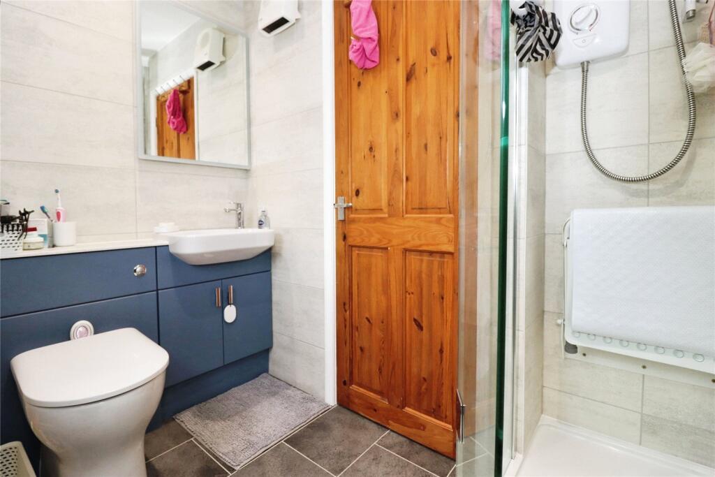 Badgeworth, BRISTOL, Avon, BS37 photo 5