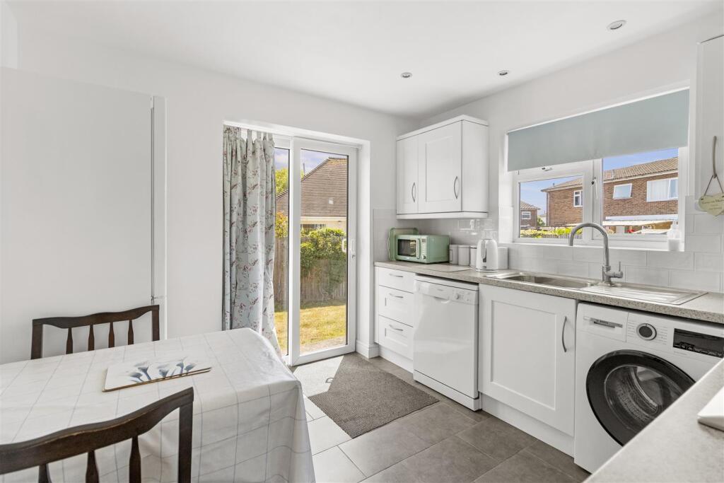 House in Wealden, Hailsham - View 3
