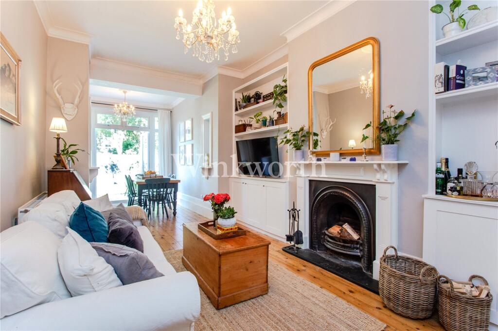 Apartment in London - View 3