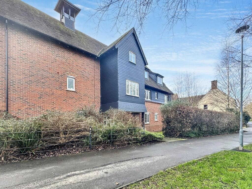 Main image of property: Dunley Close, Swindon, Wiltshire, SN25