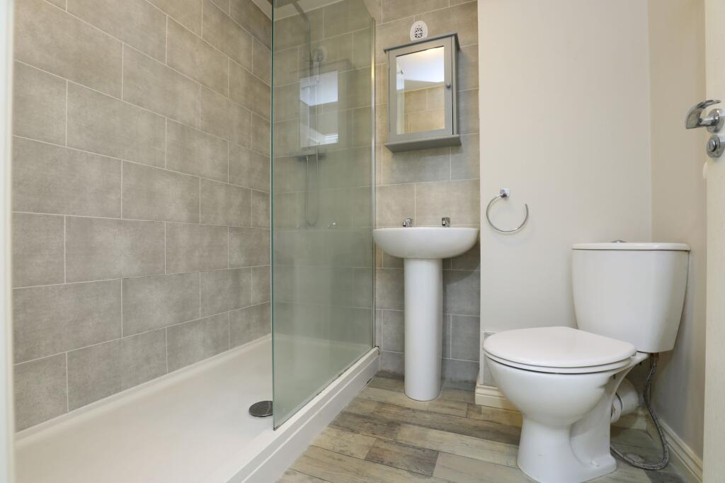 Lon Yr Helyg, Coity, Bridgend, CF35 6 photo 4