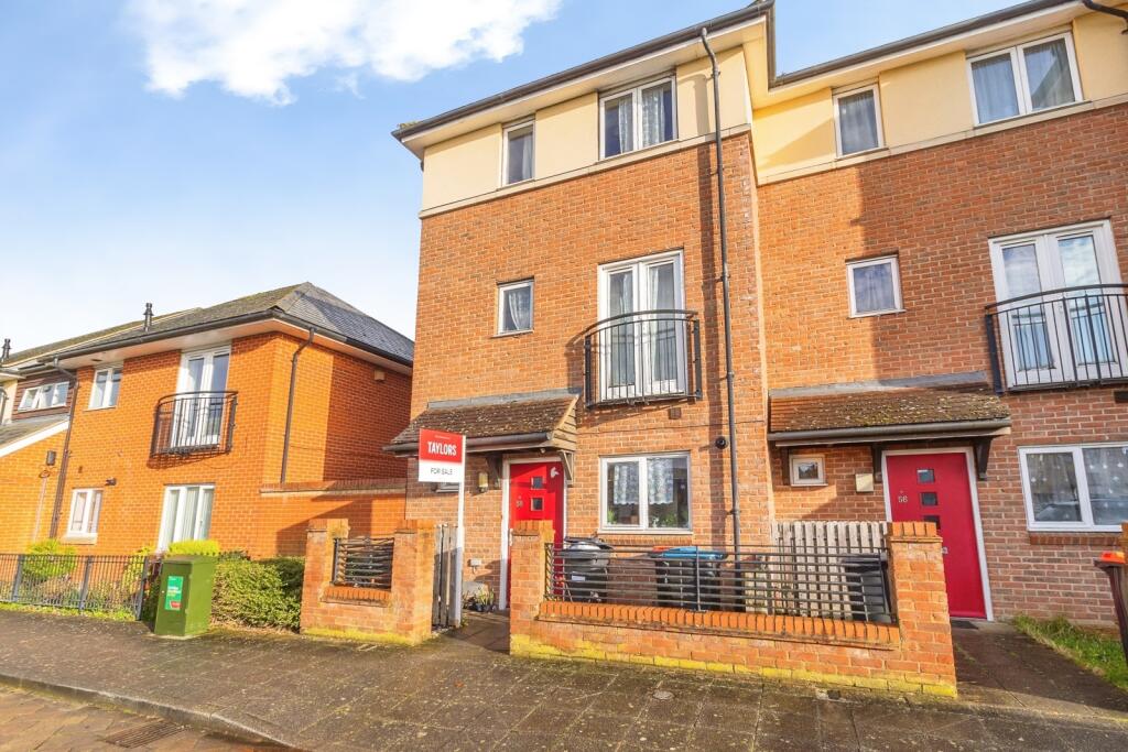 Main image of property: Seaton Grove, Broughton, Milton Keynes, Buckinghamshire, MK10