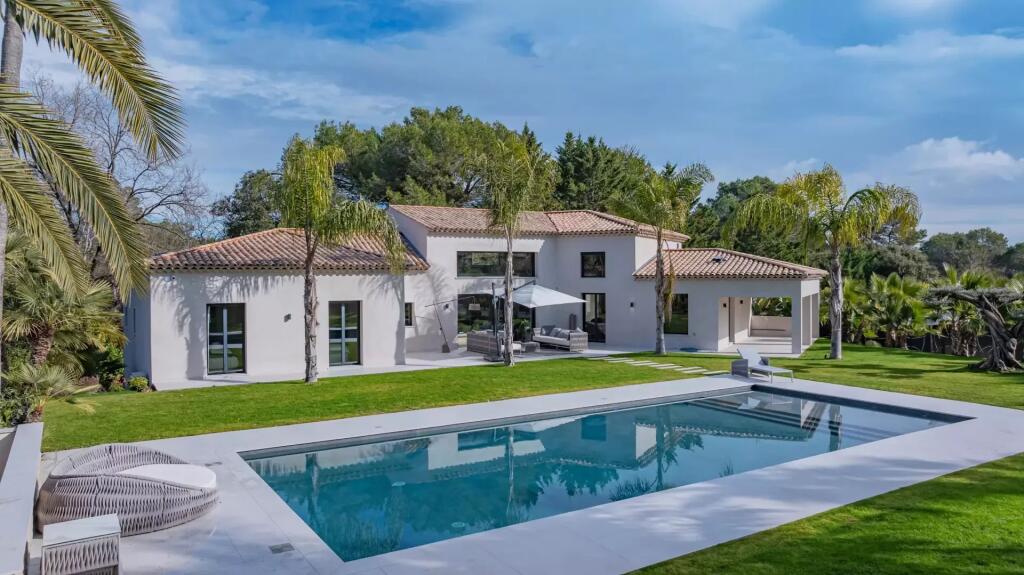 Main image of property: Provence-Alps-Cote d`Azur, Alpes-Maritimes, Mougins