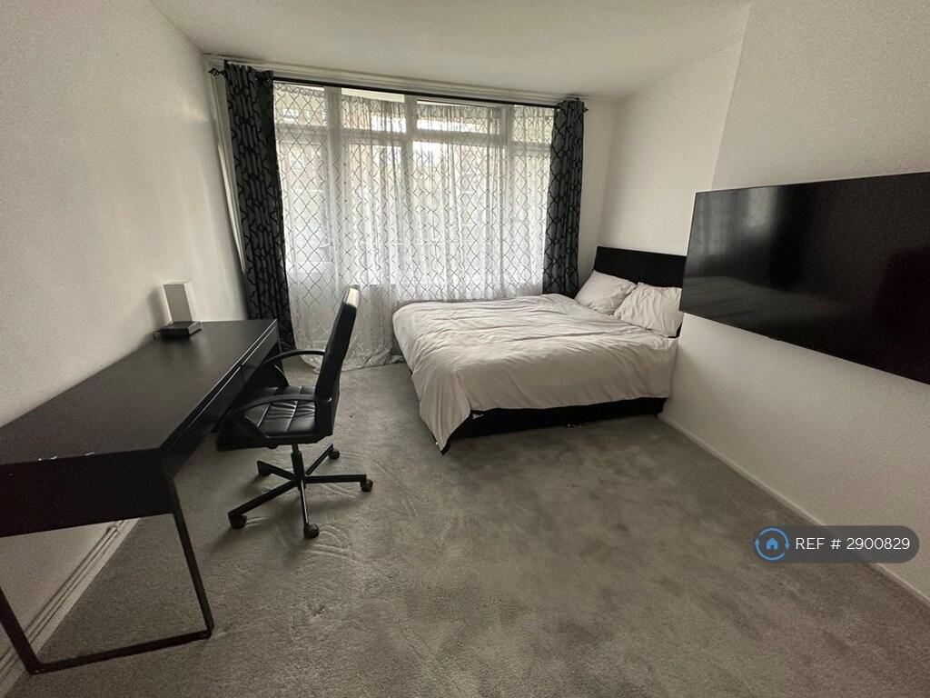 Main image of property: Halliday House, London, E1