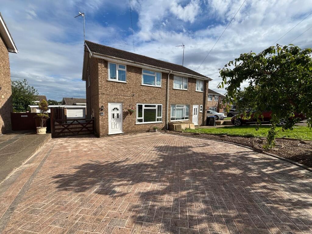 Main image of property: Thruxton Drive, Parklands, Northampton NN3