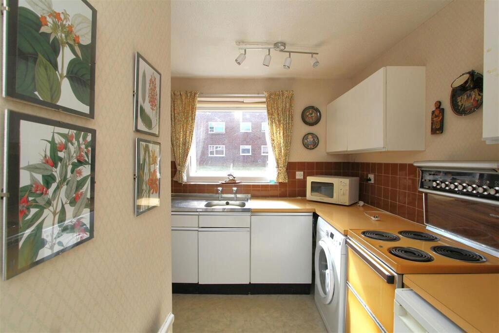 Apartment in London - View 4