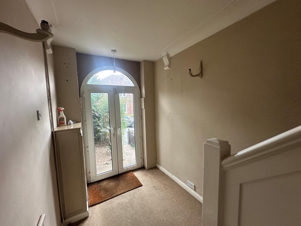 House in Doncaster, South Yorkshire - View 2