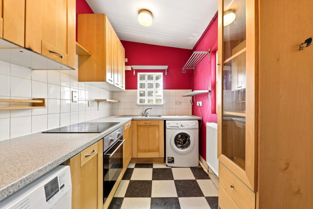 House in Leeds, Meanwood - More