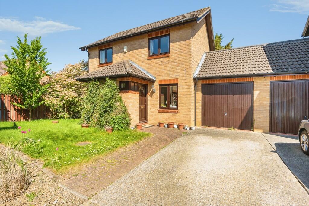 Main image of property: Milton keynes