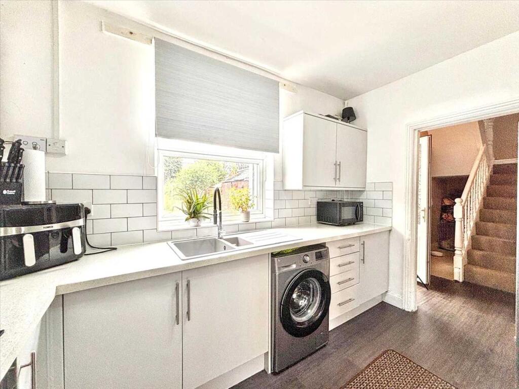 House in Ashfield, Kirkby-in-Ashfield, Sutton-in-Ashfield - View 3