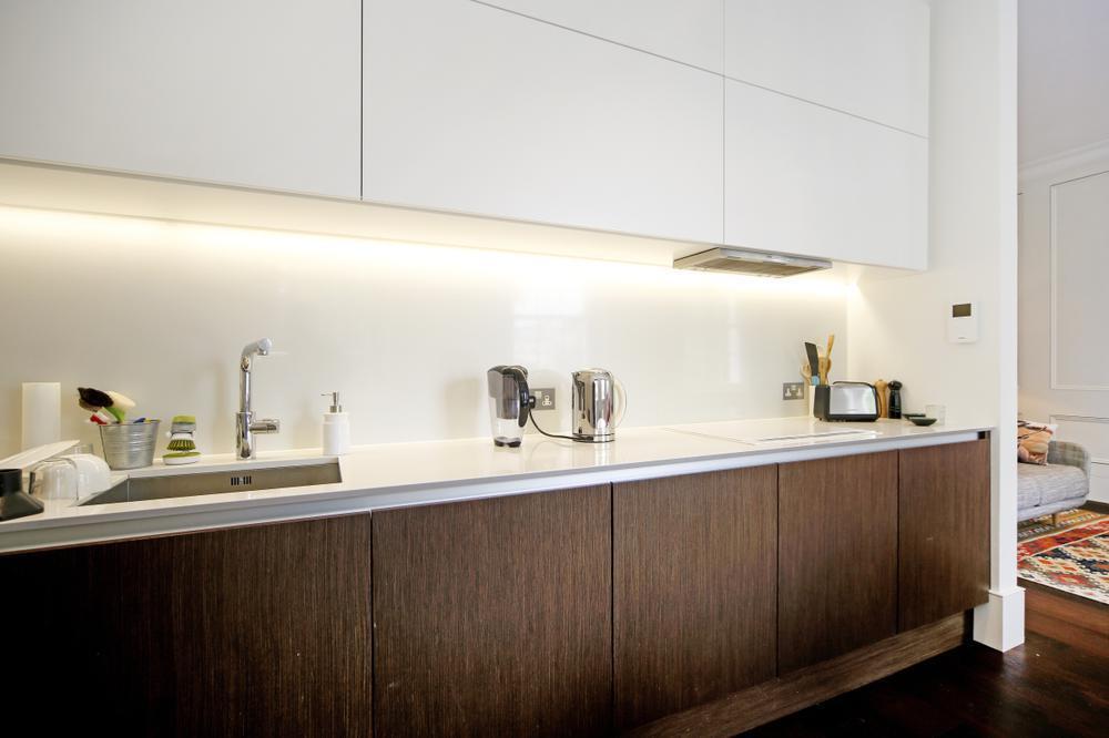 Apartment in London - View 3