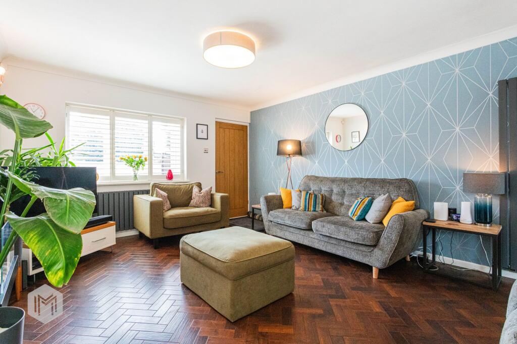 House in Bury, Kirklees - View 5