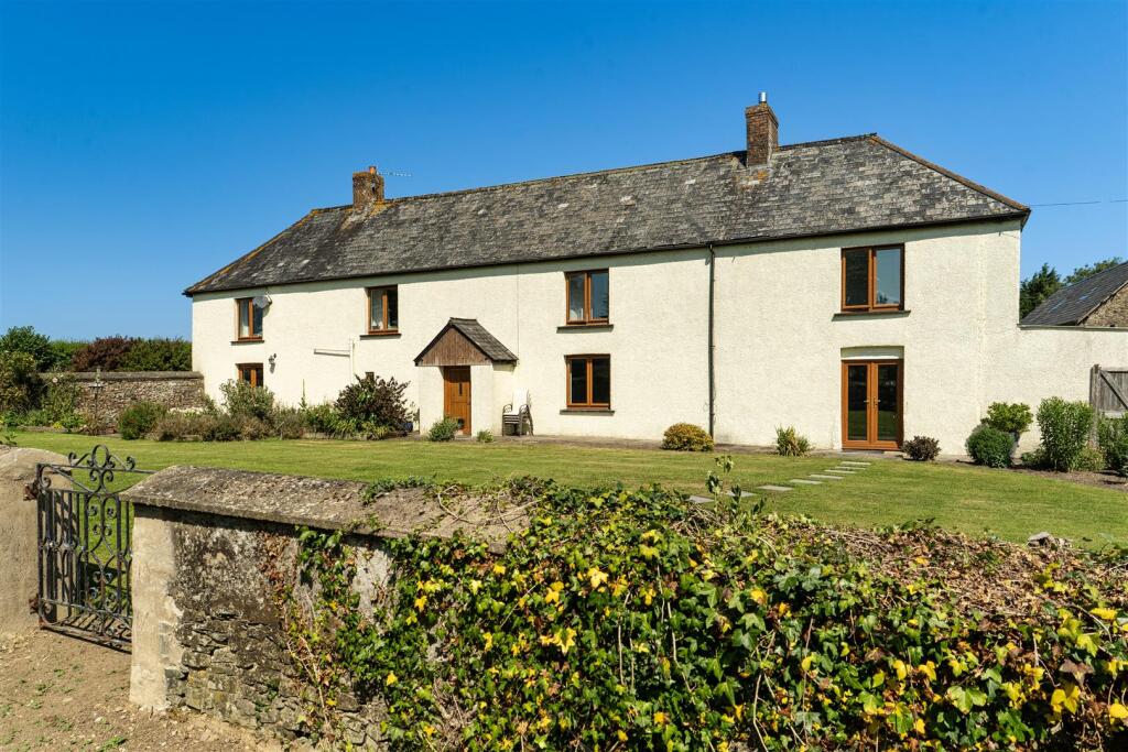 Main image of property: Shebbear, Beaworthy