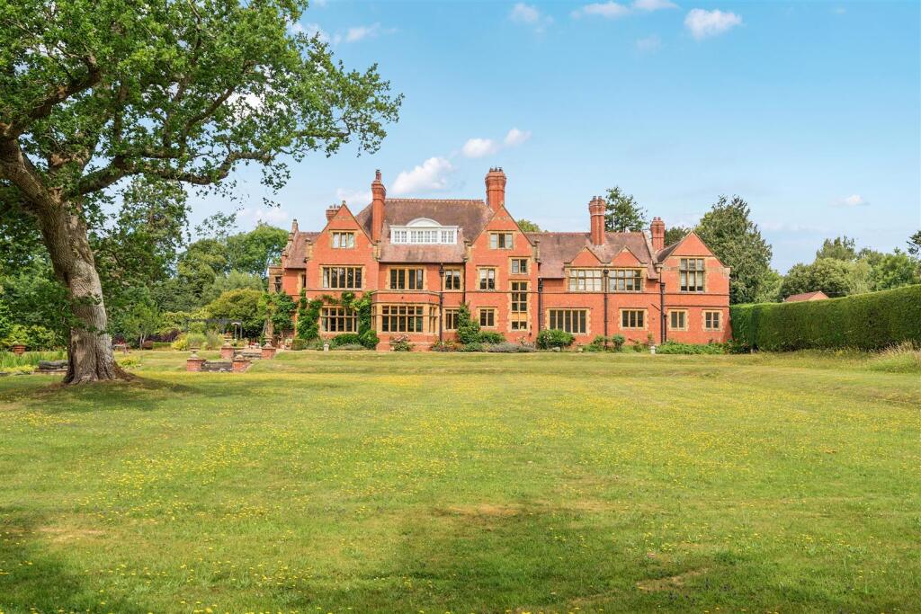 Main image of property: Pewsham, Chippenham