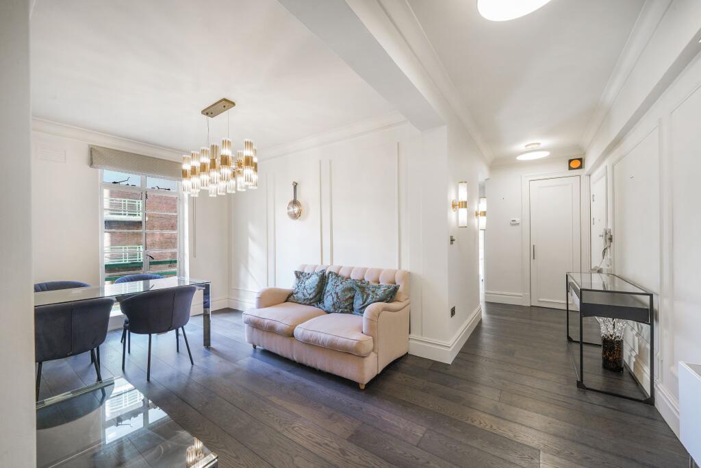 Main image of property: Gloucester Place, NW1