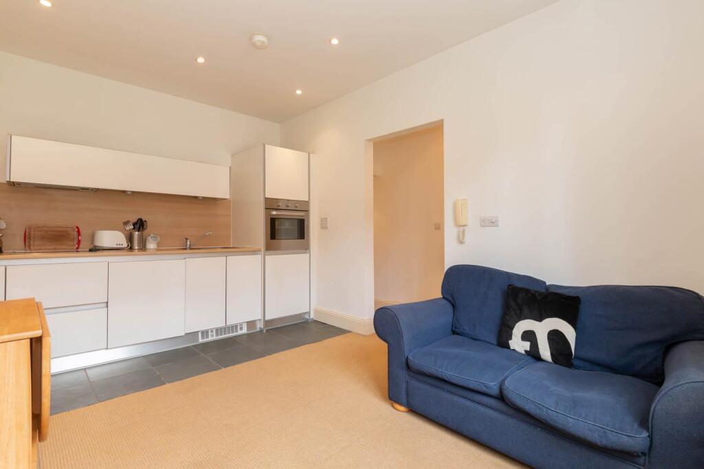 Additional image 3 of Garden Court, Ladywood Middleway, B16 8EU