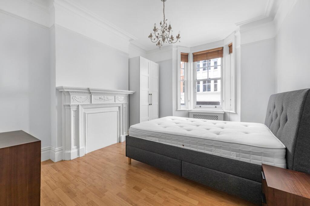 Apartment in London - View 4