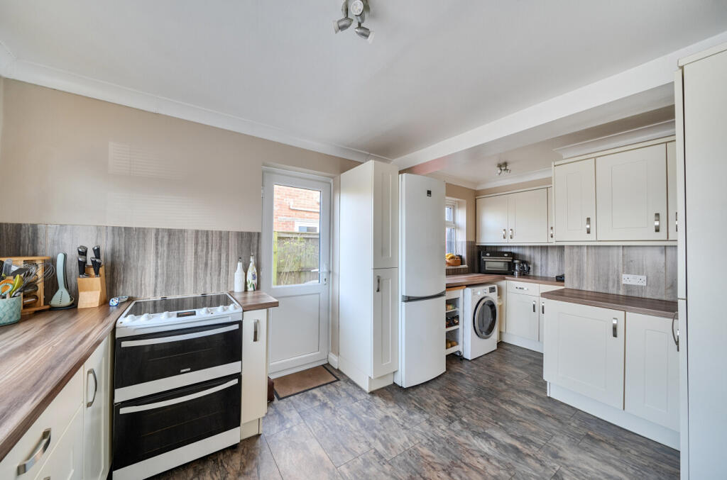 Maunsell Way, Wroughton, Swindon, SN4 photo 2