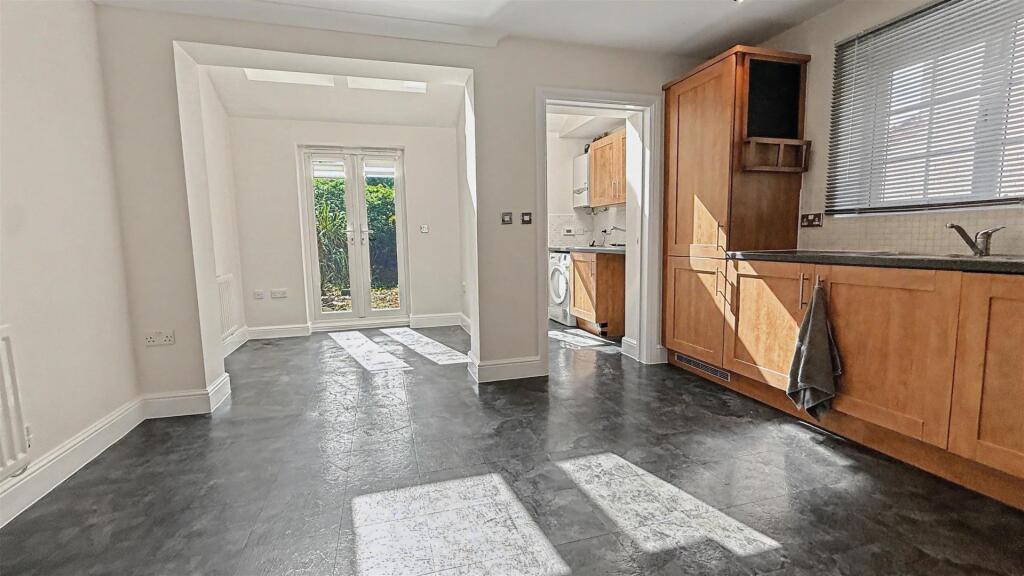 House in Birmingham, Selly Oak - View 5