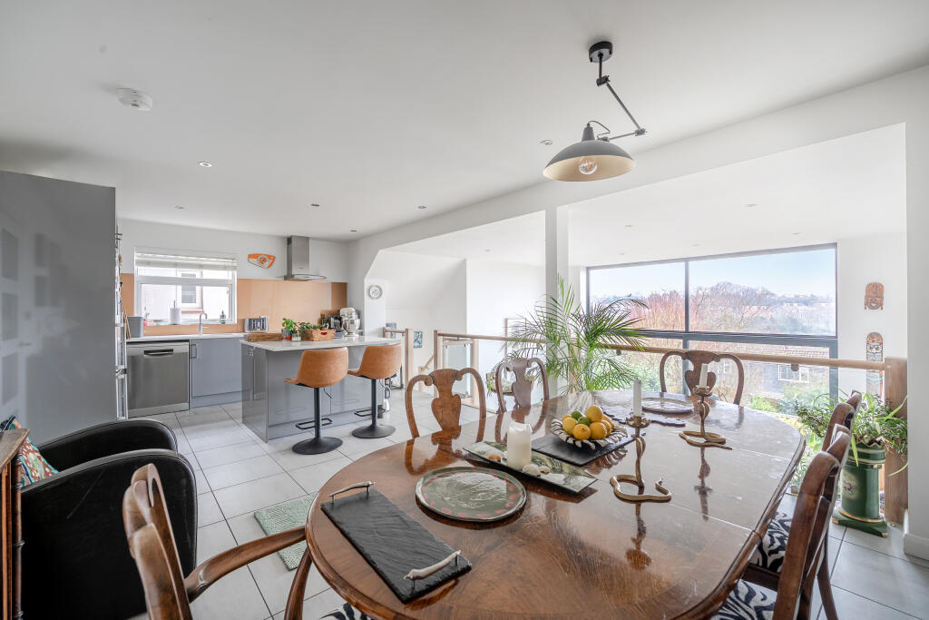 House in Brighton, Withdean - View 5