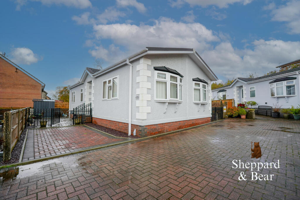 2-bed caravan on Queens Drive, Cambrian Residential Park, Cardiff, £185,000