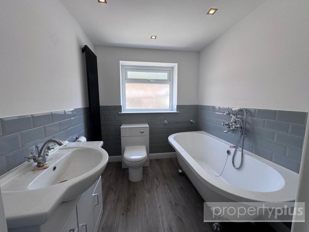 House in Cardiff, Ynyshir - View 4