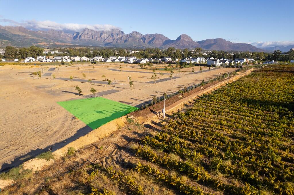 Main image of property: Paarl, Western Cape