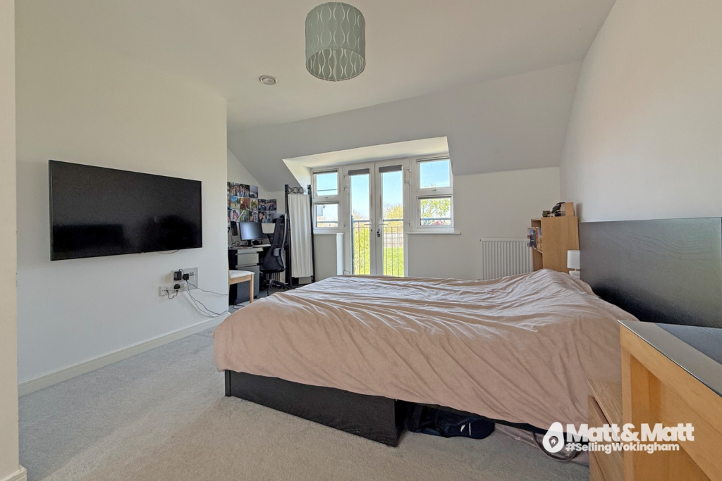 House in Wokingham - View 4