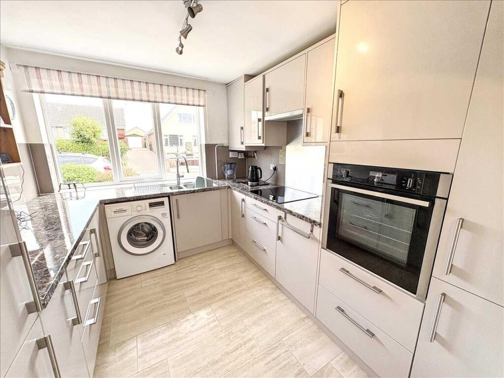 House in Ashfield, Selston - View 2