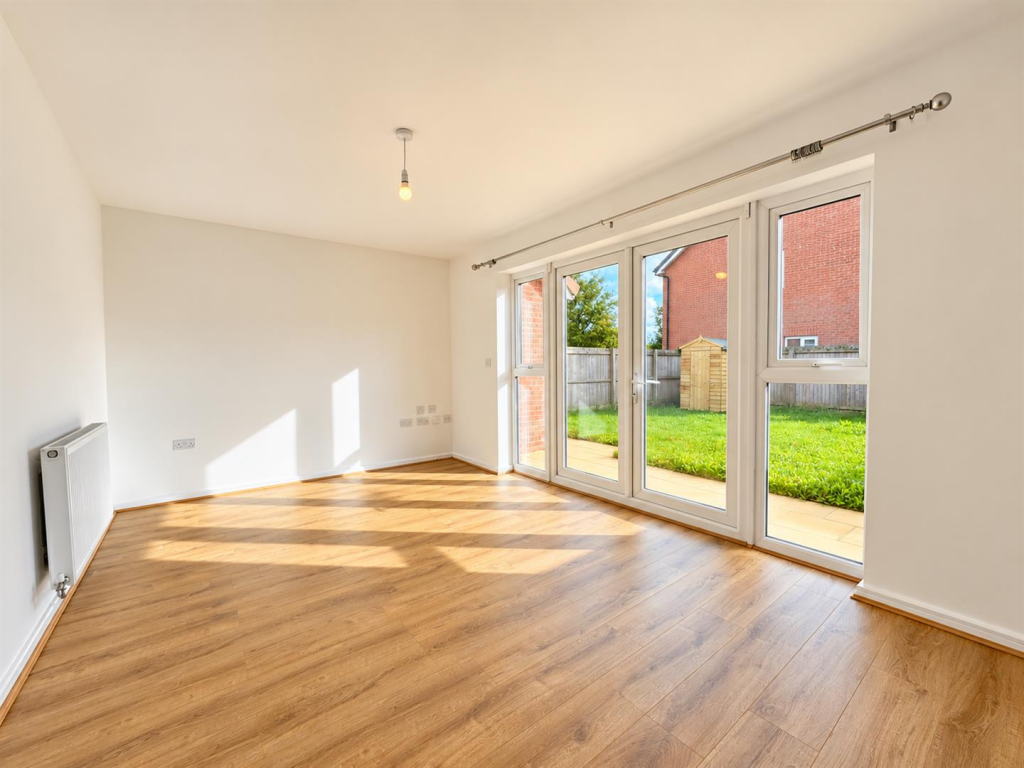 House in Oldham - View 2