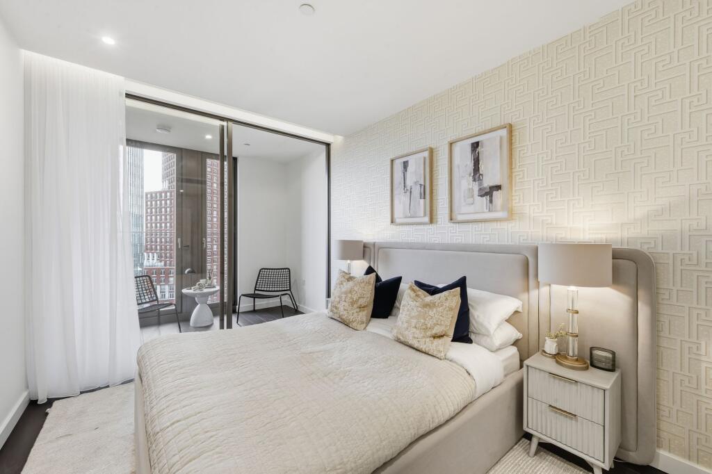 Apartment in London - View 2