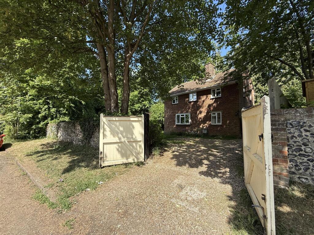 Main image of property: The Causeway, Buntingford