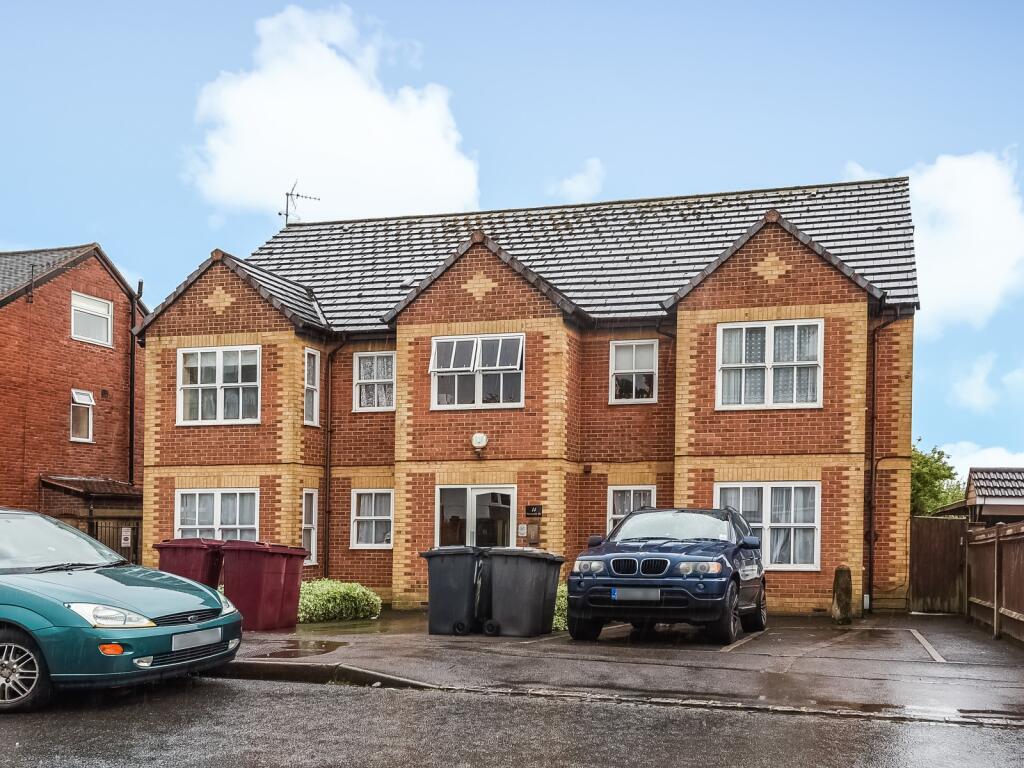 Main image of property: Newcastle Road, Reading, RG2